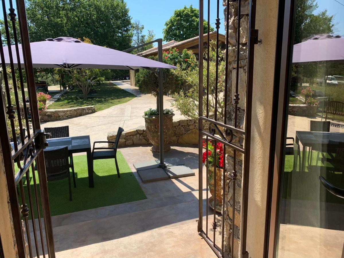 Le Hameau Des Vanades Ampus Luaran gambar